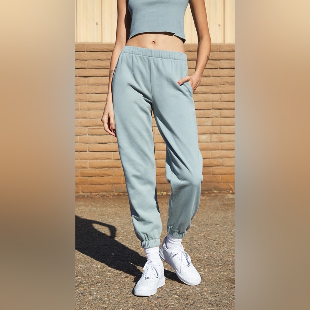 Brandy Melville Sage Rosa Sweatpants